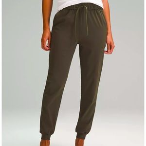 Lululemon Stretch High-Rise Jogger Full Length